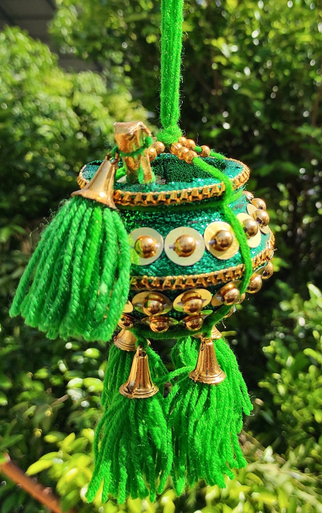 Miniature Uri Pot Car Hanging – Green Maakhan Matki with Flute