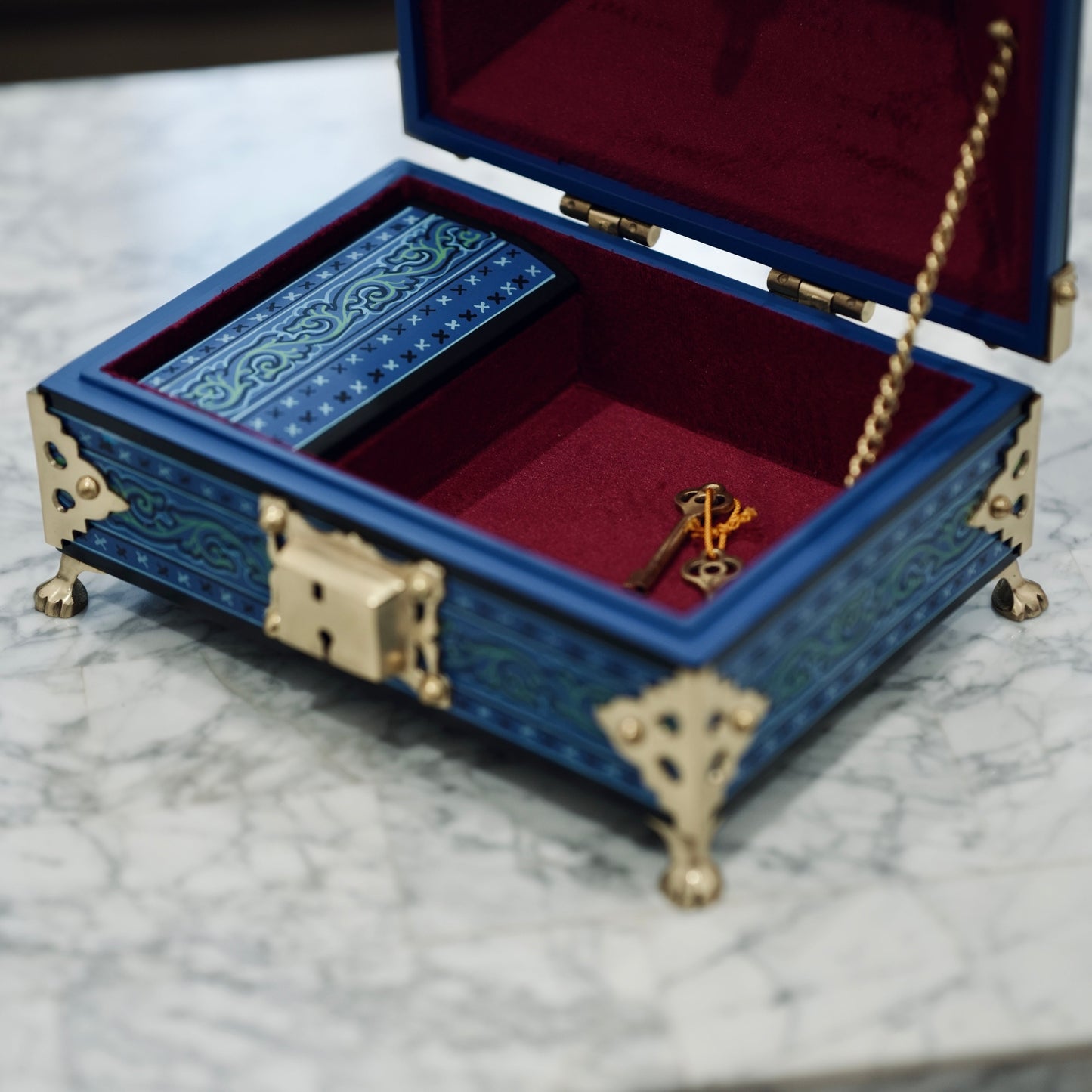 Blue Nettoor Petti with Mural Painting & Brass Accents – 7×5 Inches Kerala Traditional Jewel Box | Handcrafted Heirloom | Ideal for Gifts & Home Décor