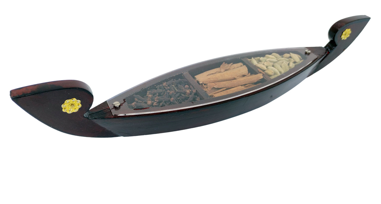 Miniature Kerala Spice Boat with 3 Authentic Spices – Handcrafted Kettuvallom for Décor and Gifting