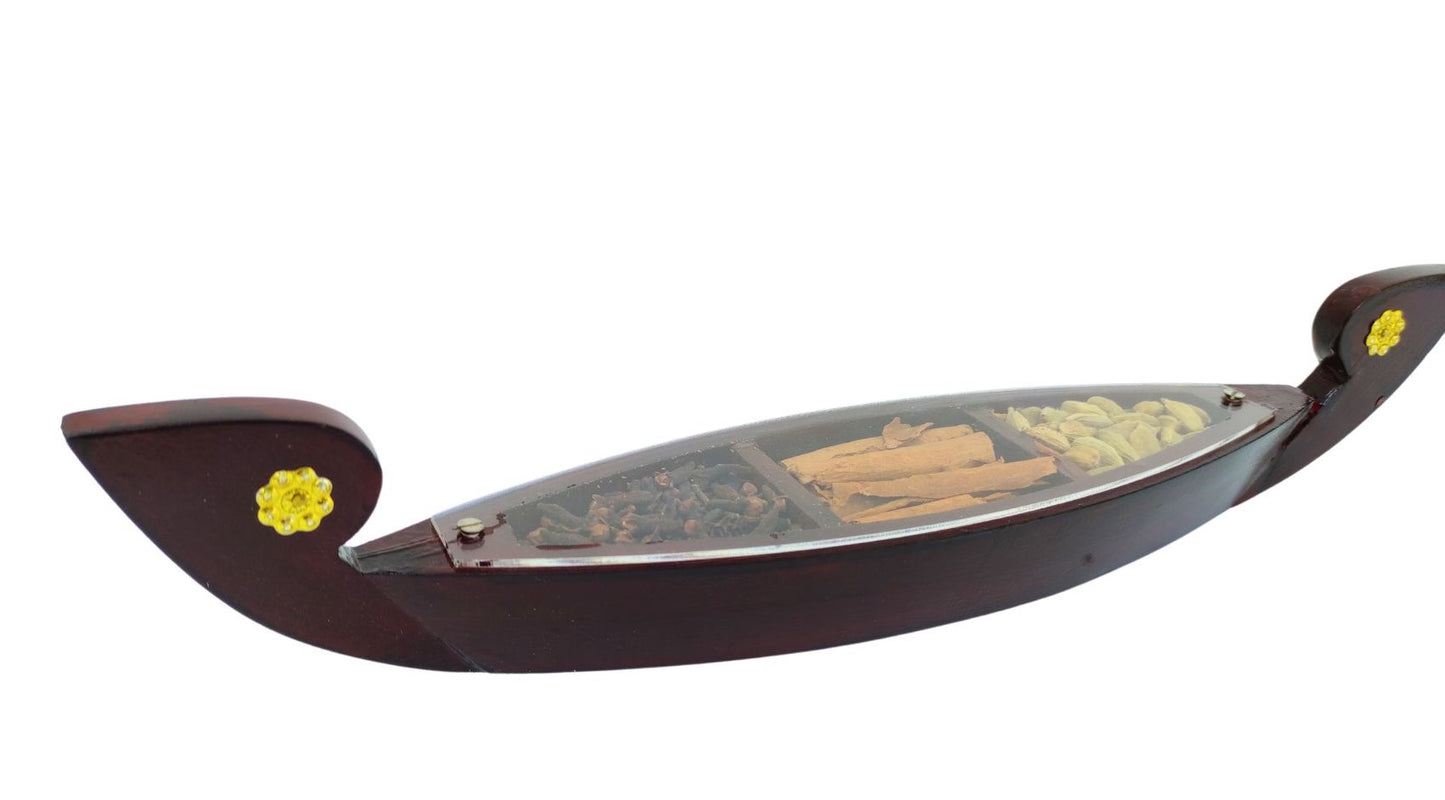 Miniature Kerala Spice Boat with 3 Authentic Spices – Handcrafted Kettuvallom for Décor and Gifting