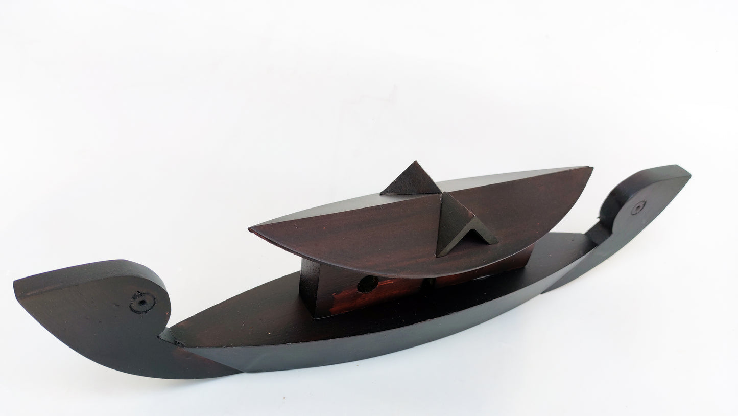 Miniature Traditional Kerala Wooden Houseboat – 37 cm | Handcrafted Home Décor & Gift Item