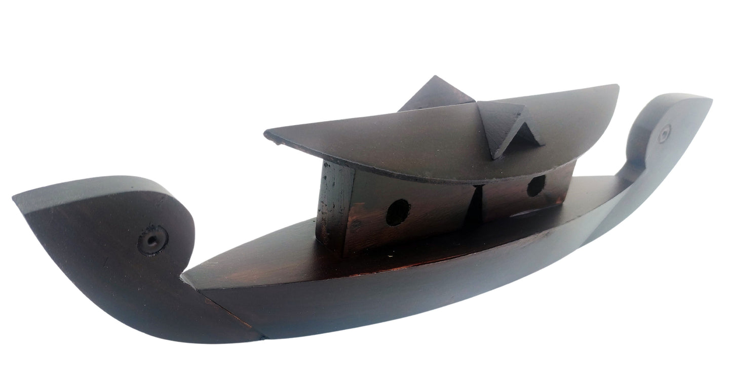 Miniature Traditional Kerala Wooden Houseboat – 47 cm | Handcrafted Décor and Cultural Gift