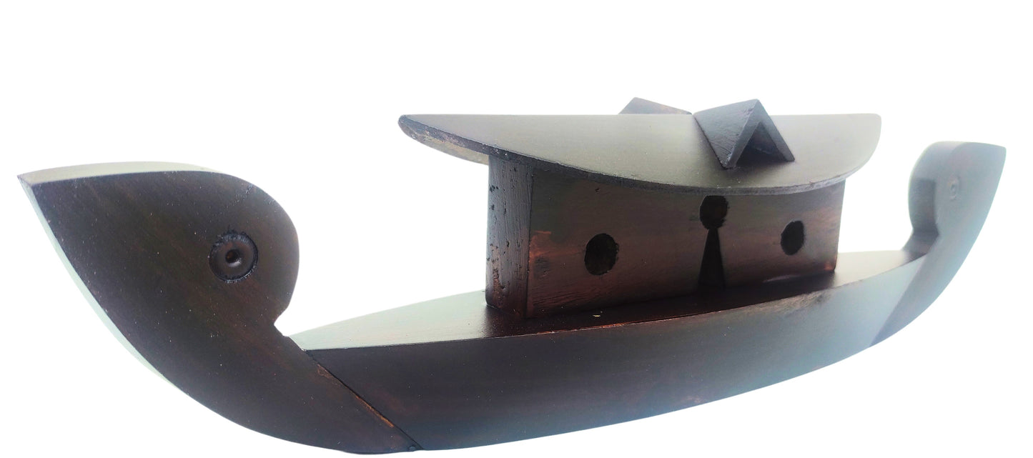 Miniature Traditional Kerala Wooden Houseboat – 47 cm | Handcrafted Décor and Cultural Gift