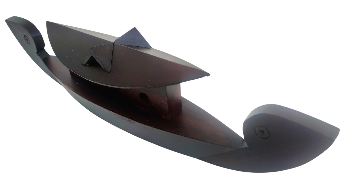 Miniature Traditional Kerala Wooden Houseboat – 47 cm | Handcrafted Décor and Cultural Gift