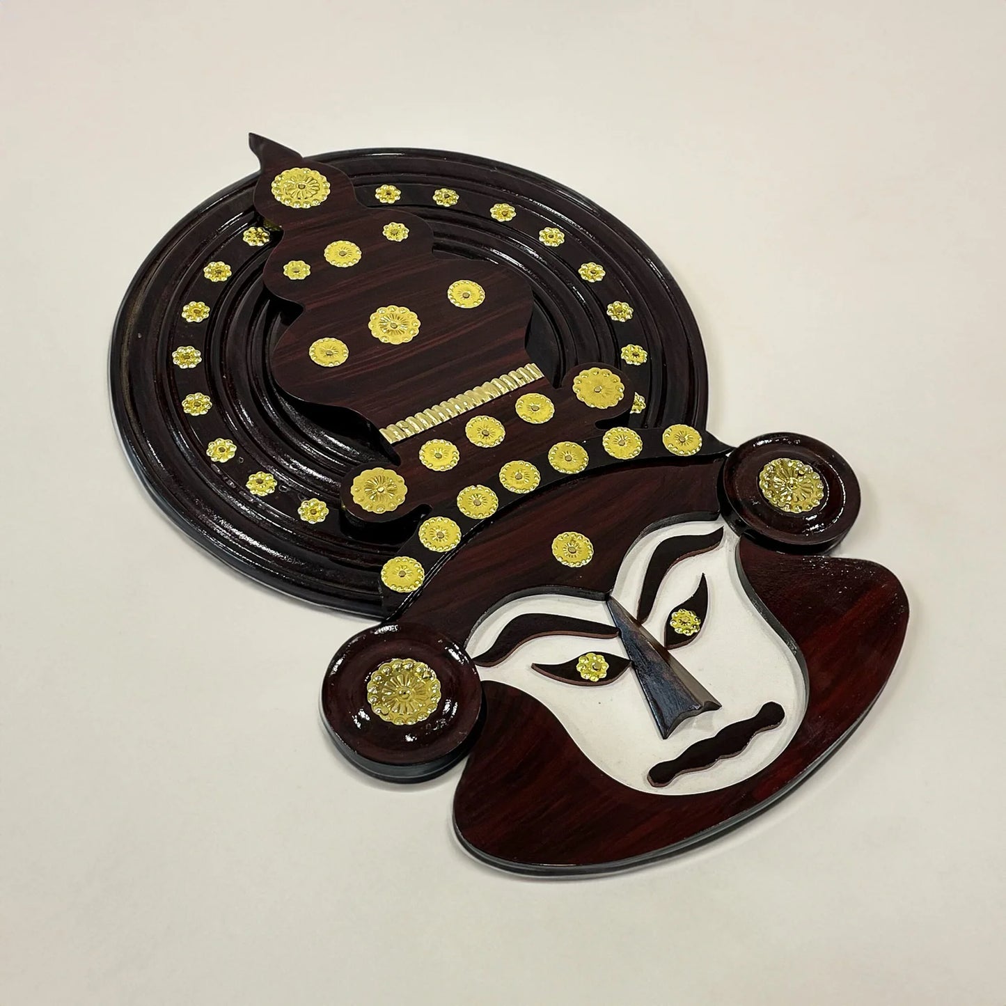 12-Inch Handcrafted Kathakali Head in Rosewood – Authentic Kerala Wall Art
