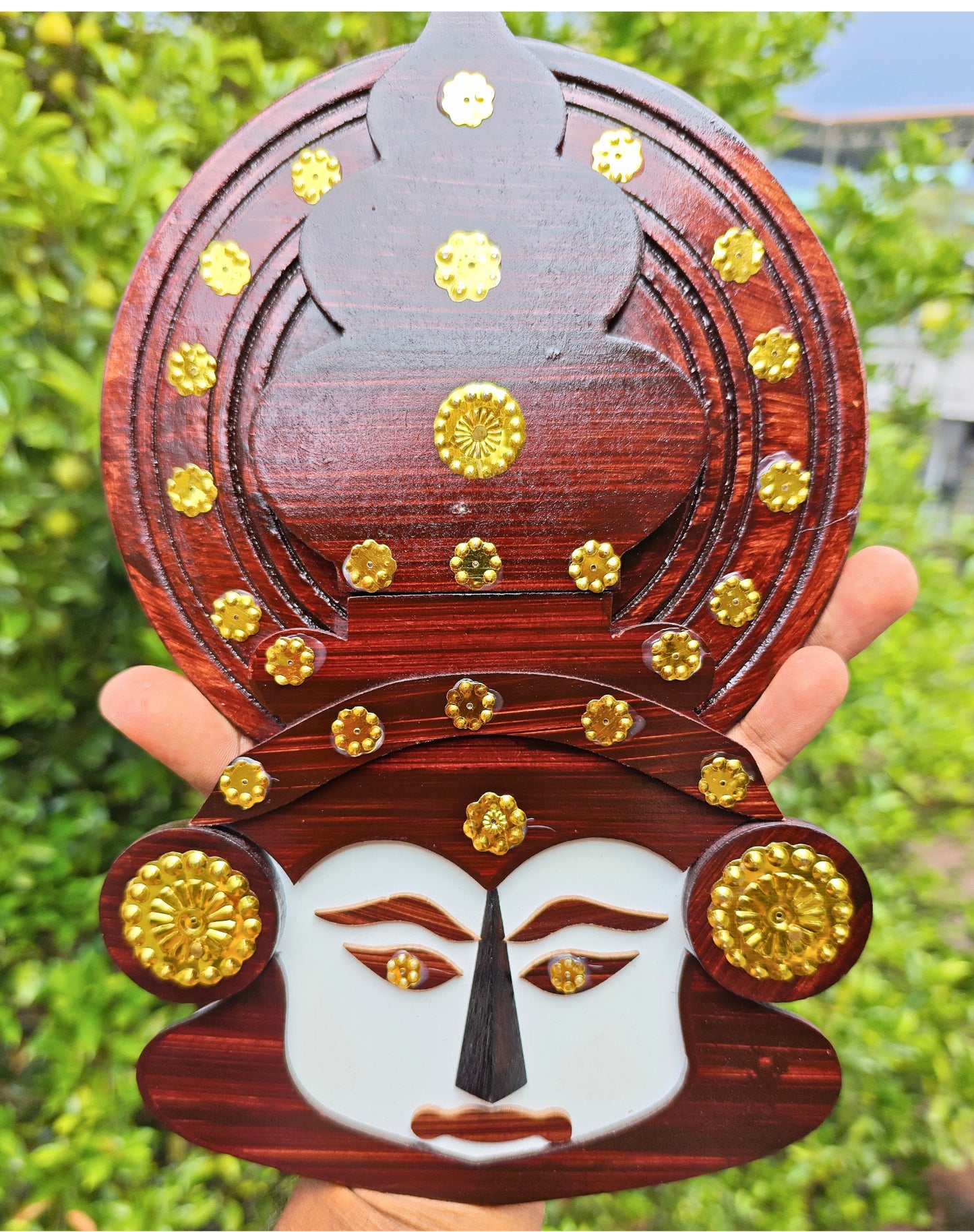 Wooden Kathakali Head – 10 x 6.5 Inches | Wall Hanging for Home Decor & Gifting