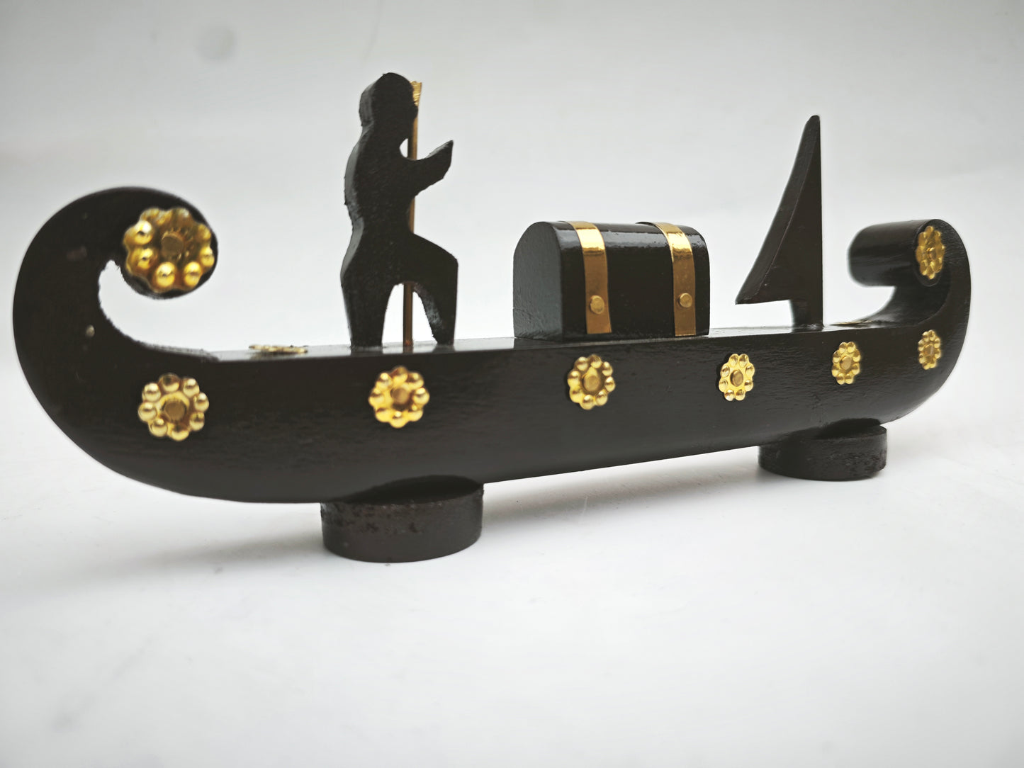 Handcrafted Miniature Kerala Wooden Cargo Ship (Odi Vallom) with One Cargo Box, Made from Mahogany Wood – Perfect for Home Decoration and Gifting