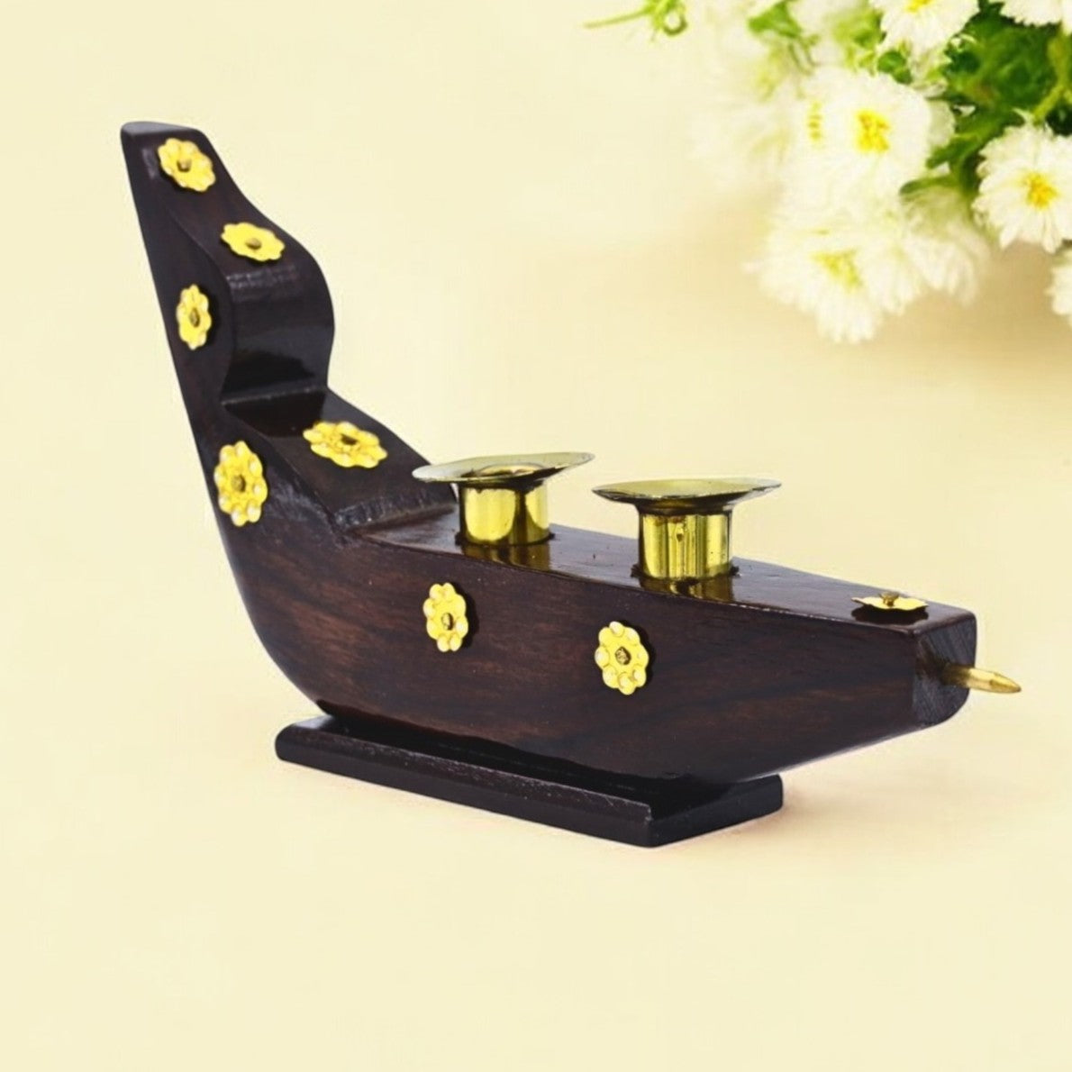 Traditional Snake Boat Candle Holder – Chundan Vallam Miniature in Golden Finish