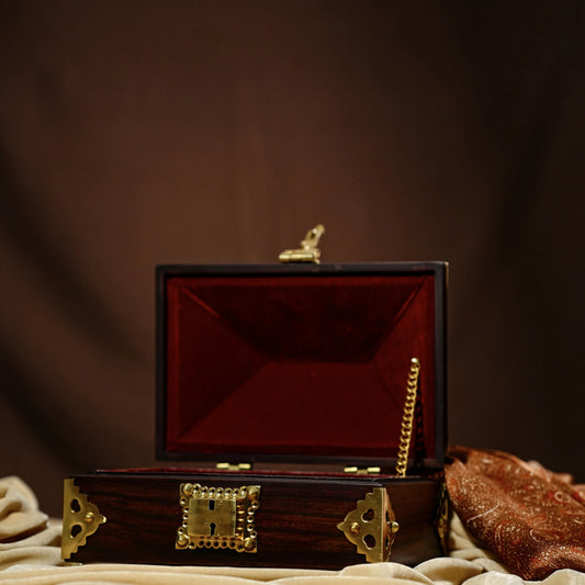 Kerala Traditional Jewel Box – 10×7" Wooden Nettoor Petti with Mural Painting & Brass Detailing