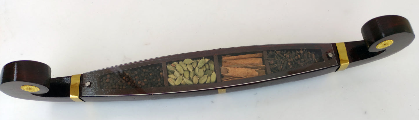 Miniature Odi Vallom Spice Boat – Traditional Kerala Craft for Décor and Gifting with 4 spices