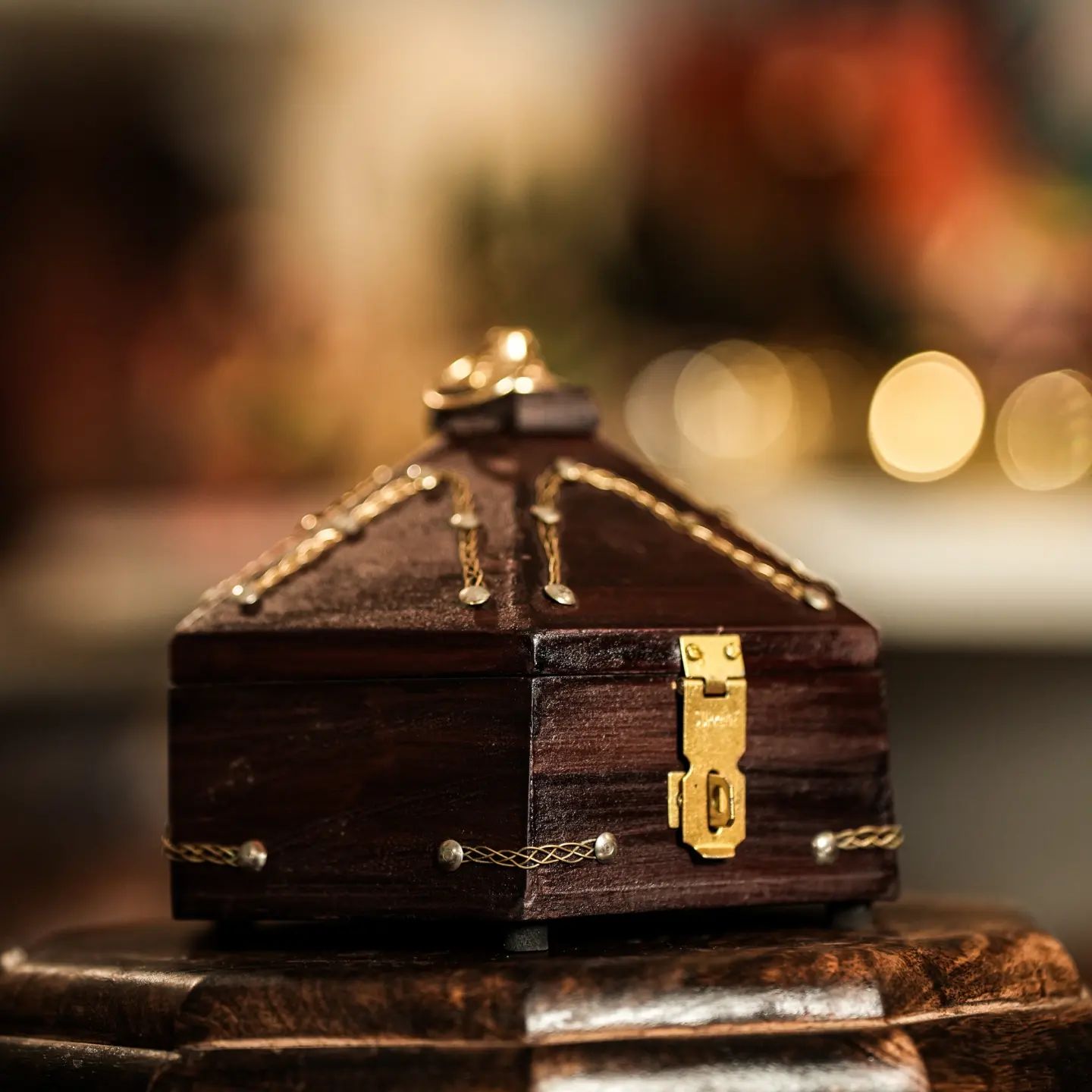 Heritage Rosewood Hexagon Jewel Box – Medium (Kerala-Inspired)