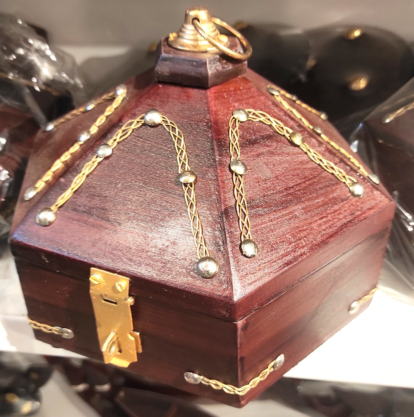 Heritage Rosewood Hexagon Jewel Box – Medium (Kerala-Inspired)