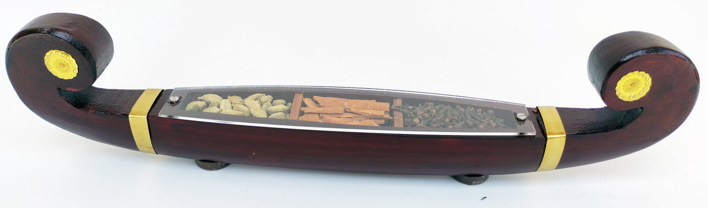 Miniature Odi Vallom Spice Boat with 3 Authentic Spices – Handcrafted Kerala Decor for Home & Gifting